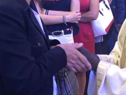 celestin beijamao.jpg